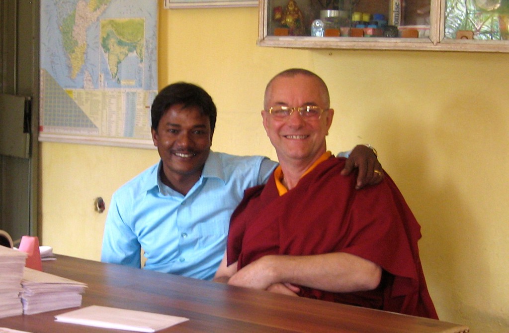 Une école à Bodh Gaya - Rajesh et Lama-ji