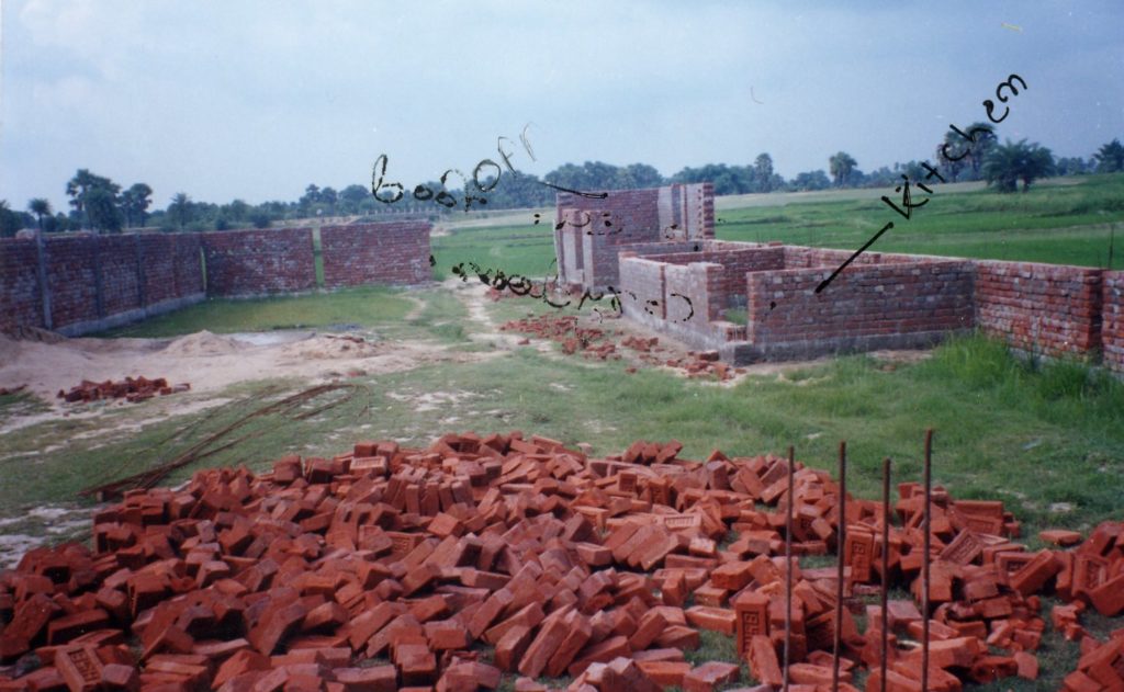 UEABG 2003 - construction de l'école