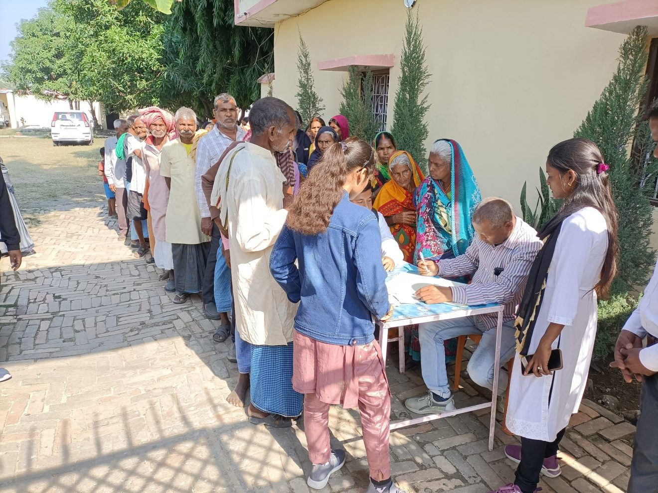 File d'attente pour l'inscription.