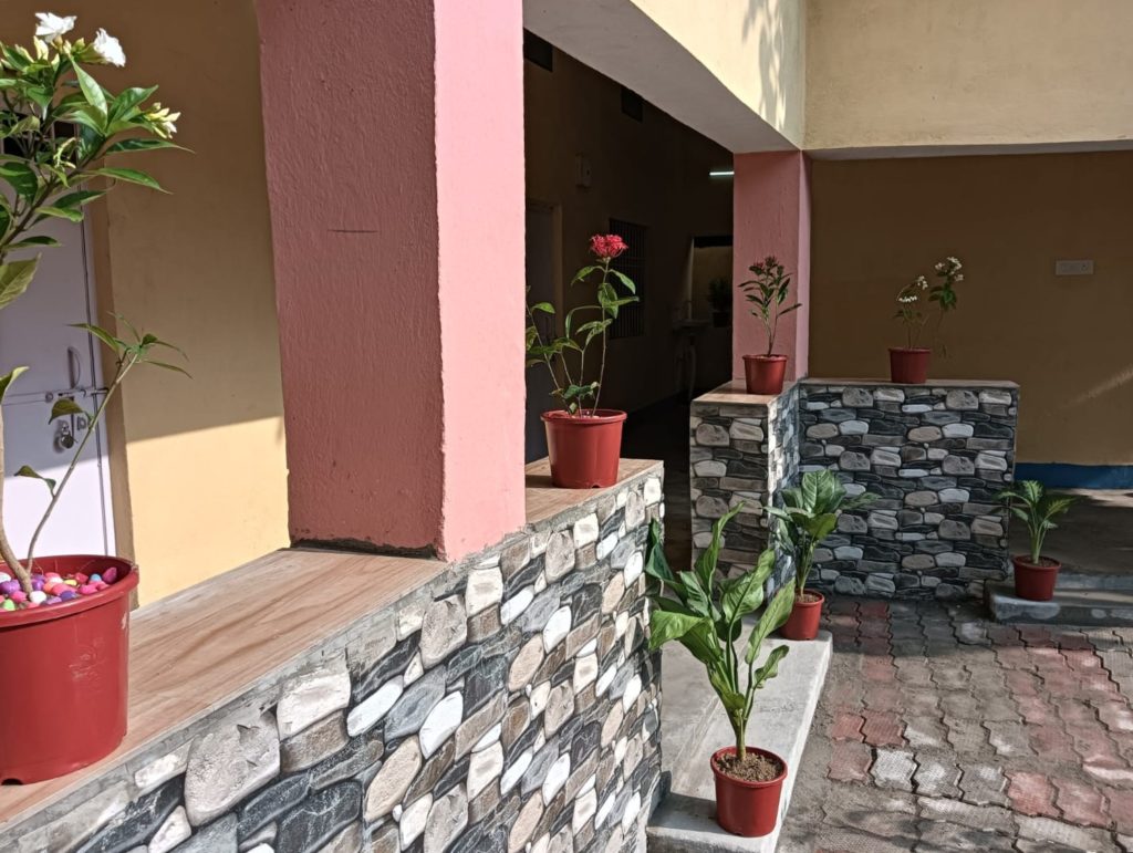 Vue extérieure du refuge après la fin des travaux